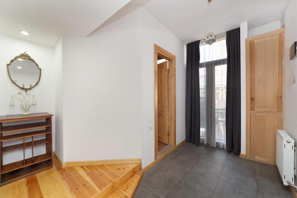 Apartamento Duplex Opera 3 Tiflis Exterior foto