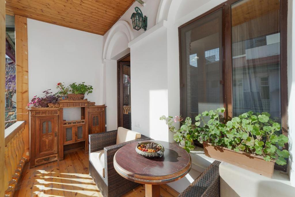 Apartamento Duplex Opera 3 Tiflis Exterior foto