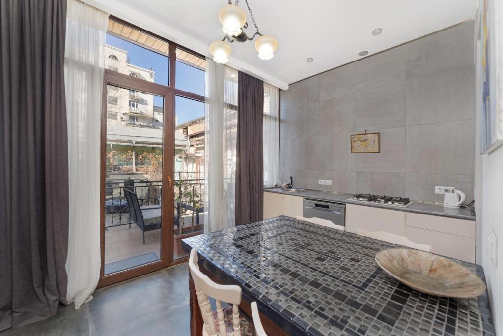 Apartamento Duplex Opera 3 Tiflis Exterior foto